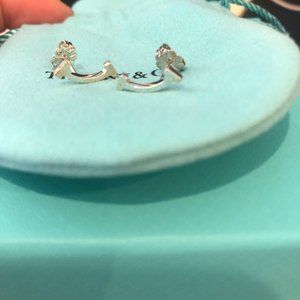 NWT Tiffany SS smile earrings